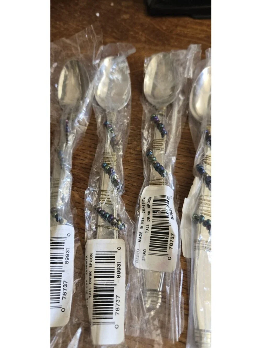 Present Stainless Oneida Set of 4 NEW Long Teaspoons 6 1/2